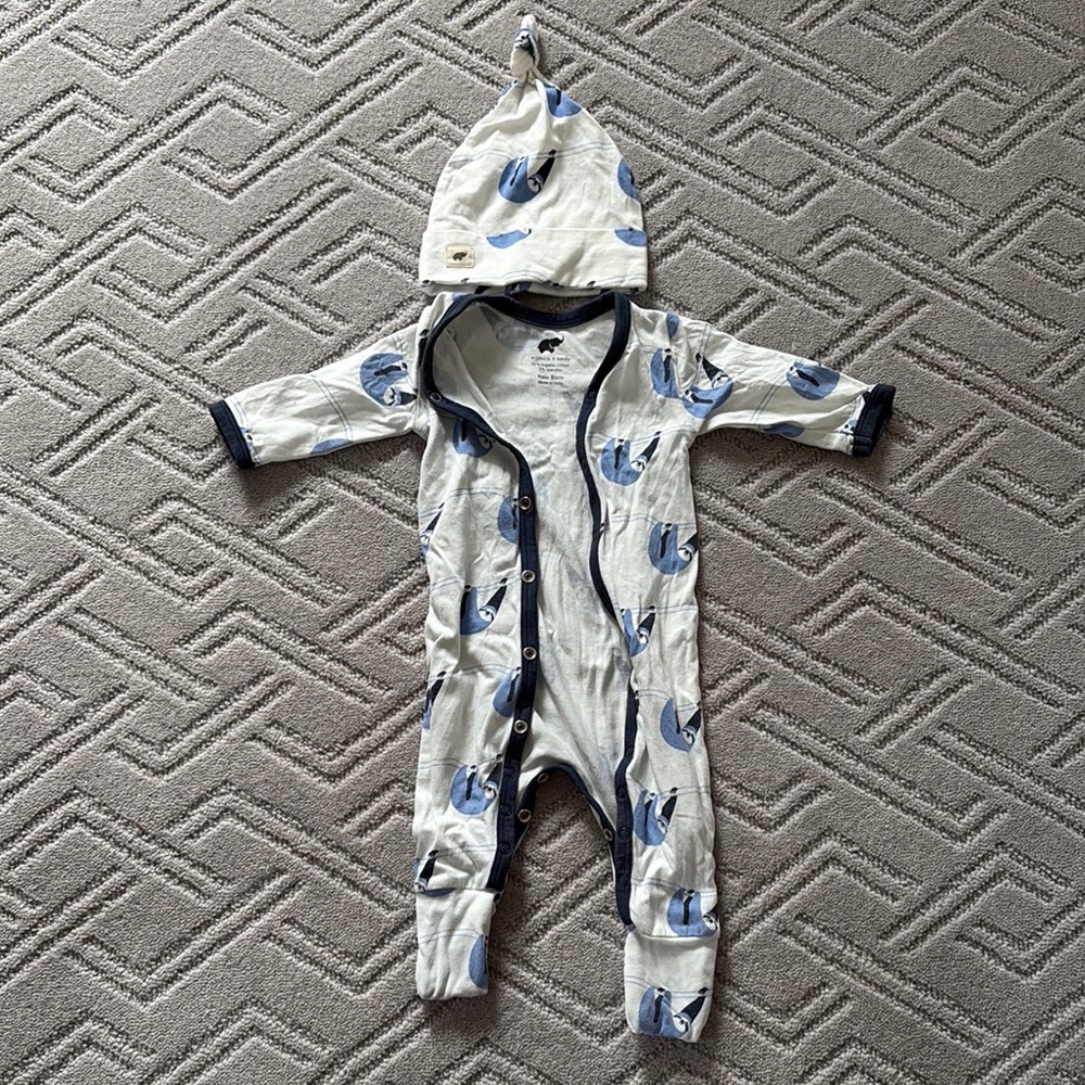 Sloth 🦥 Print Kids One Piece with Hat